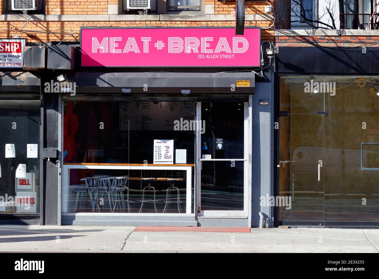Meat + Bread, 201 Allen St, New York, NYC Foto von einem Restaurant in Manhattans Lower East Side. Stockfoto