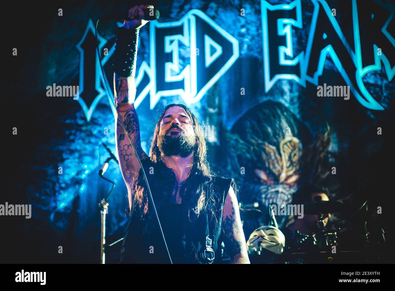 ITALIEN, ROMAGNANO SESIA, 2014: Stu Block, Sänger der amerikanischen Heavy Metal Band Iced Earth, tritt live auf der Bühne in der Rock N Roll Arena auf Stockfoto