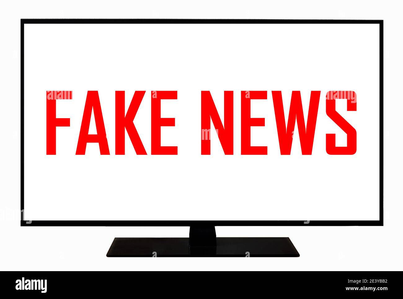 Fake News im Fernsehen. Lügen von Informationen, um Menschen im Fernsehen zu betrügen. Medientechnik und modernes Lifestyle-Konzept: Fake News ansehen und lesen. Schwindel-Konzept. Stockfoto