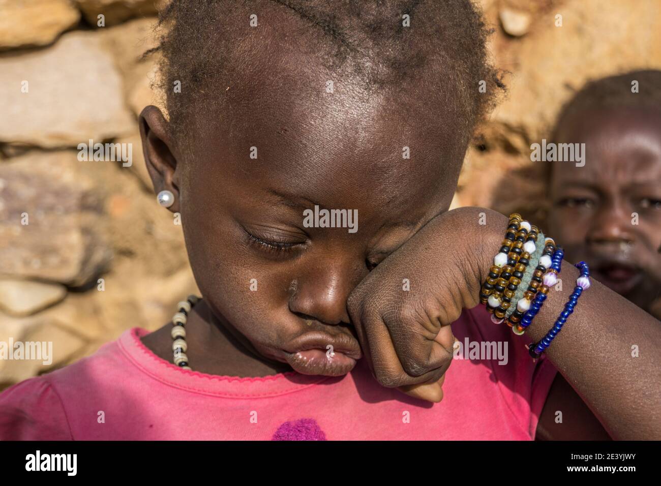 Kinder in einem Dogon Dorf, Sanga, Mali Stockfoto