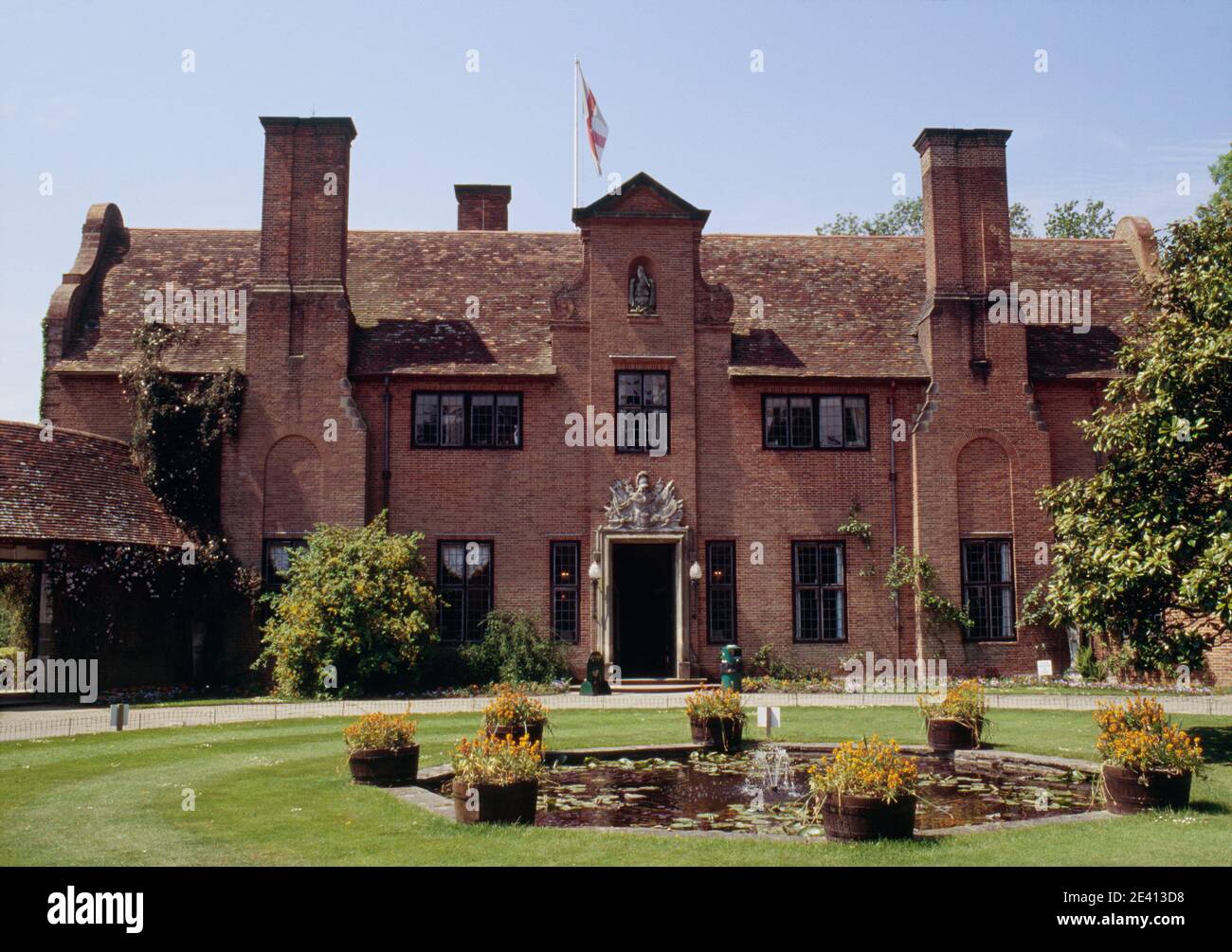 Landhaus blt für philip sasson im kapholländischen Stil, 1911-13, Blick über Garten, Port lympne, Ost-kent Stockfoto