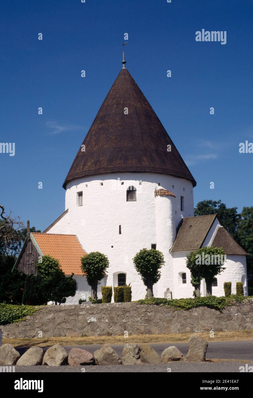 Rundkirche, festungsartige Wehrkirche aus 1150, Granit, drei Stockwerke