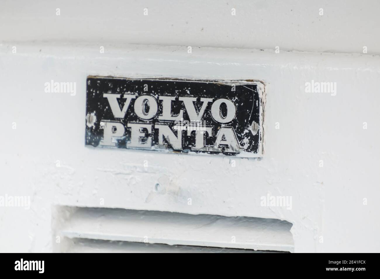 Bonnerup, Dänemark - 15. Juli 2020: Das Logo des Volvo Penta in Bonnerup Stockfoto