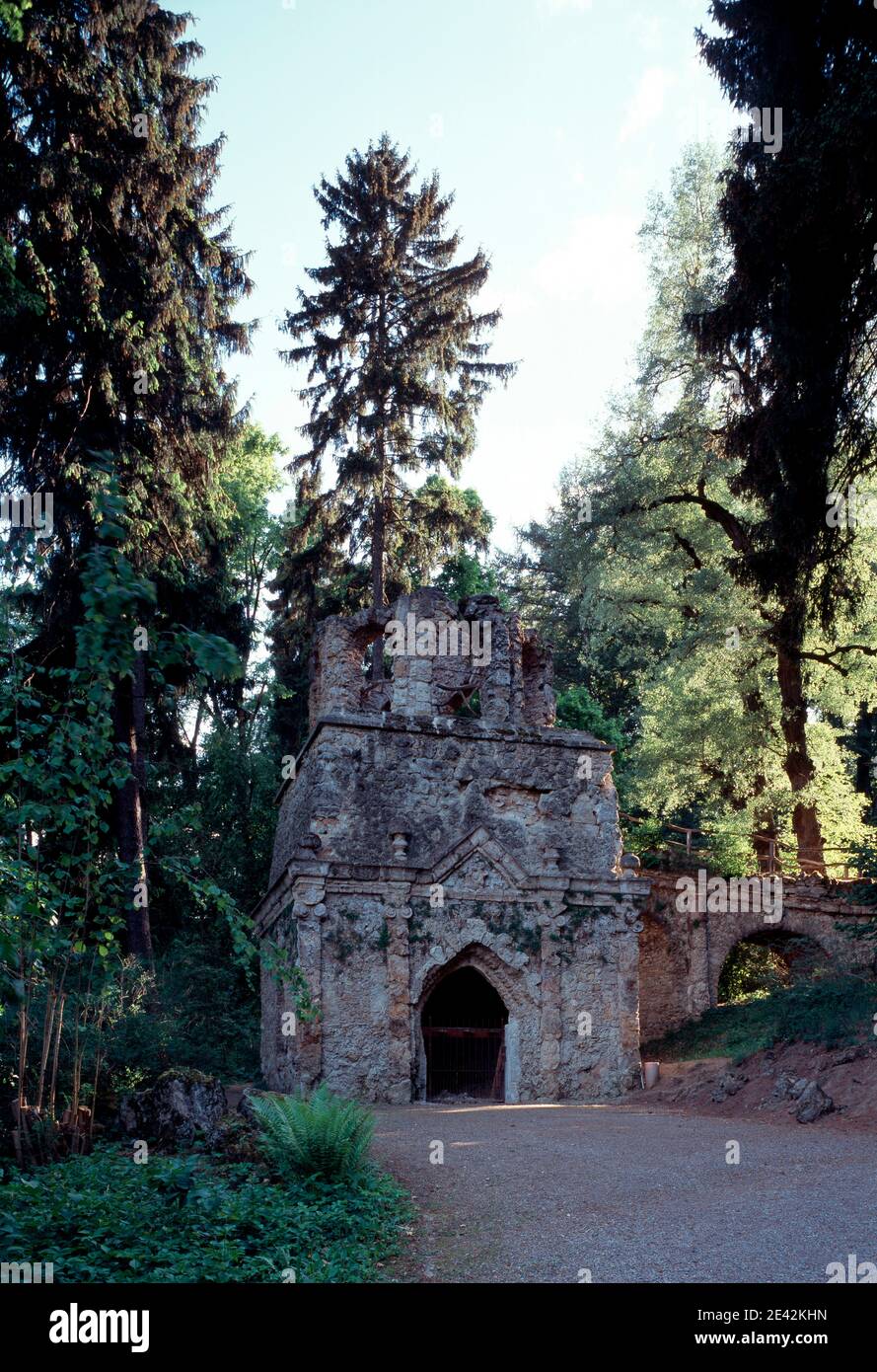 Landschaftspark, Grotte, um 1815 Stockfoto