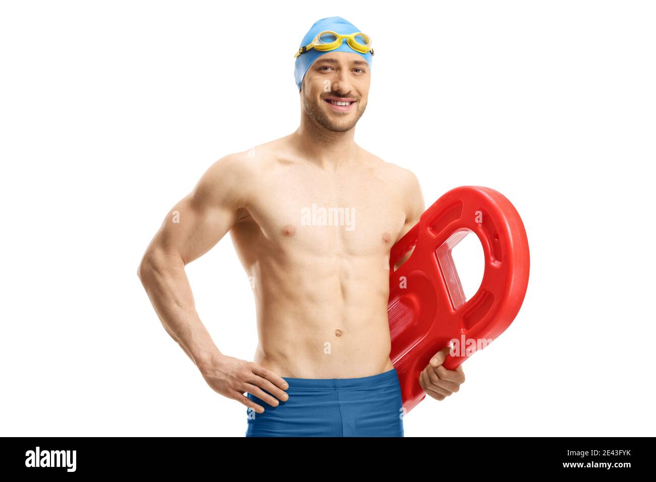 Schwimmer in Badeshorts hält einen Schwimmer isoliert auf weiß Hintergrund Stockfoto