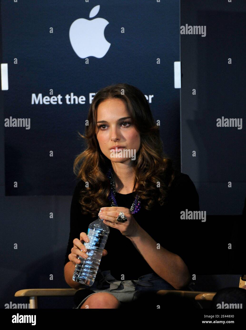 Natalie Portman spricht über ihr neues Webprojekt MakingOf, eine Website, die die Art und Weise verändern wird, wie Menschen Unterhaltung sehen, am Freitag, den 24. April 2009 im SOHO Apple Store in New york City, NY, USA. Foto von Graylock/ABACAPRESS.COM Stockfoto