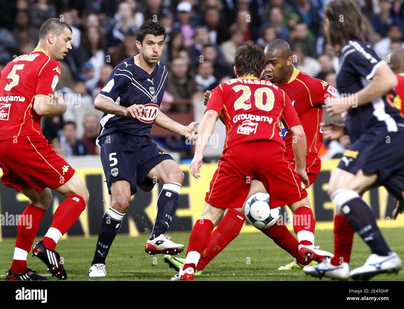 Bordeaux's Fernando Menegazzo während des Fußballspieles der Ersten Liga, Girondons de Bordeaux gegen Le Mans Union Club 72 im Chaban-Delmas Stadion in Bordeaux, Frankreich am 16. Mai 2009. Bordeaux gewann 3:2. Foto von Patrick Bernard/Cameleon/ABACAPRESS.COM Stockfoto