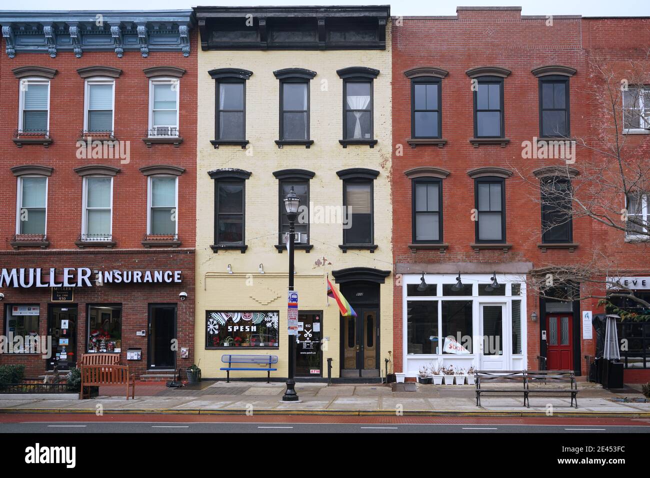 Hoboken, New Jersey, Washington Street mit Fassaden aus dem 19. Jahrhundert Stockfoto