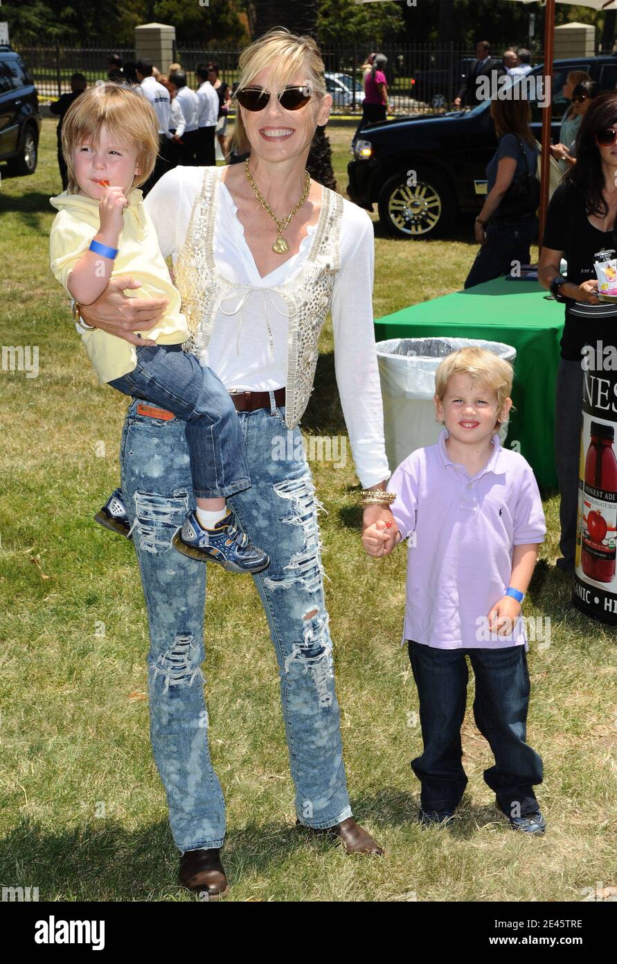 Sharon Stone trifft am 7. Juni 2009 im Wadsworth Theatre in Westwood, Los Angeles, CA, USA, zum „A Time for Heroes“ Celebrity Carnival zugunsten der Elizabeth Glaser Pediatric AIDS Foundation ein. Foto von Lionel Hahn/ABACAPRESS.COM Stockfoto