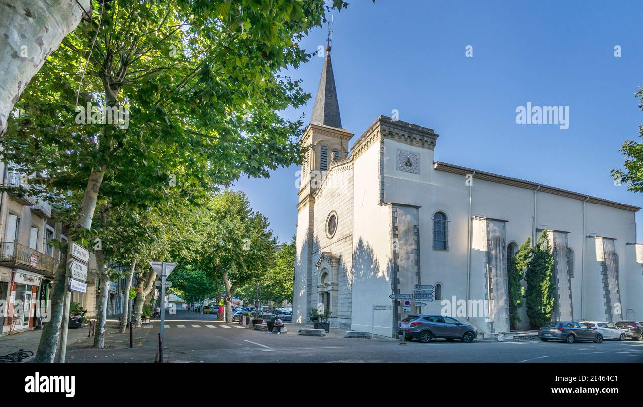 katholische Kirche in Cours Gambetta, Saint-Hippolyte-du-Fort, Gard Department, Okzitanien Region, Südfrankreich Stockfoto
