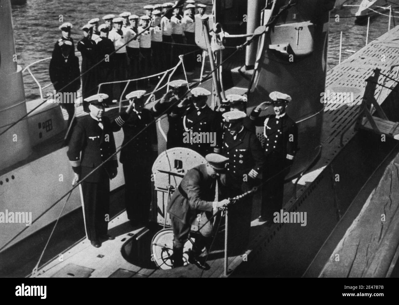 Hitler besucht Nazi-U-Boote in Kiel 1935 Stockfoto