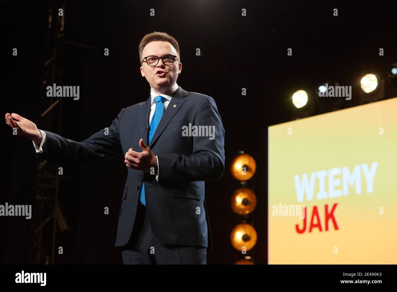 Warschau, Masowien, Polen. Januar 2021. Die Präsentation der Bewegung Polen 2050 unter dem Motto "Wir wissen, wie" EIN Plan für Poland.in das Bild: KRZYSZTOF HOLOWNIA Kredit: Hubert Mathis/ZUMA Wire/Alamy Live News Stockfoto