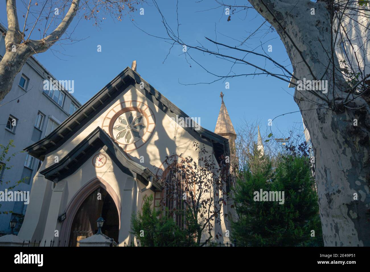 Istanbul Türkei - 1.4.2021: All Saints Moda Church in Kadikoy. Stockfoto