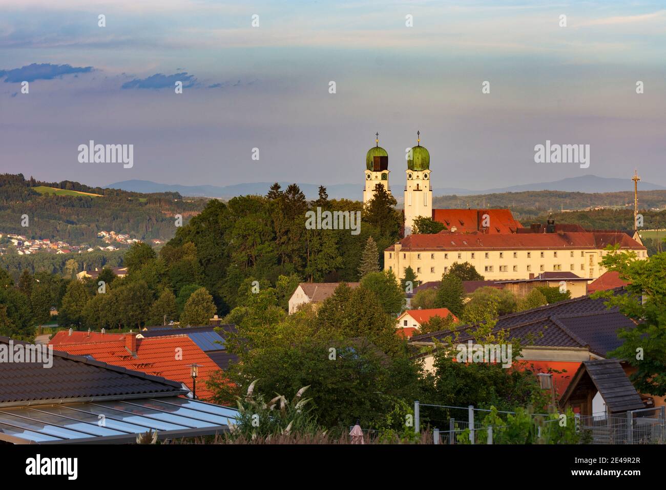 Vilshofen an der Donau, Klosterkirche Schweiklberg, Niederbayern, Bayern, Deutschland Stockfoto