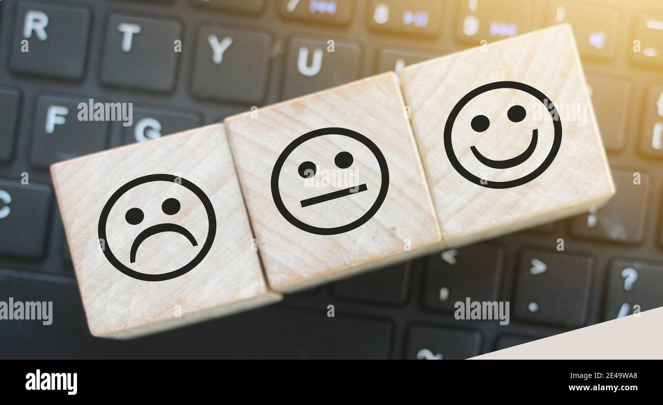 Dissatisfied Smiley Stockfotos und -bilder Kaufen - Alamy