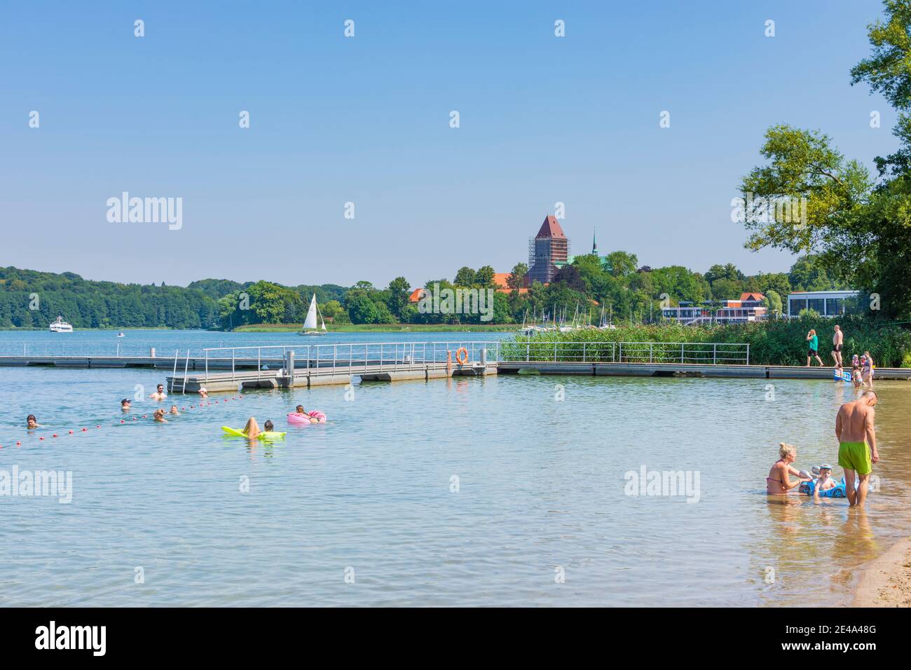 Ratzeburg, Ratzeburger See, lido, Insel Dominsel, Dom, Segelschiff, Herzogtum Lauenburg, Schleswig-Holstein, Deutschland Stockfoto