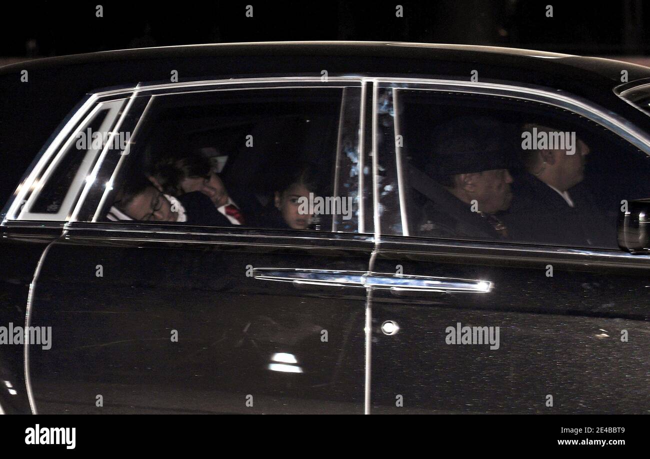 Michael Jackson Beerdigung auf dem Forest Lawn Cemetery in Glendale statt. Los Angeles, 3. September 2009. Foto von Lionel Hahn/ABACAPRESS.COM (im Bild: Joe Jackson, Catherine Jackson, Paris Jackson, Prinz Michael Jackson) Stockfoto