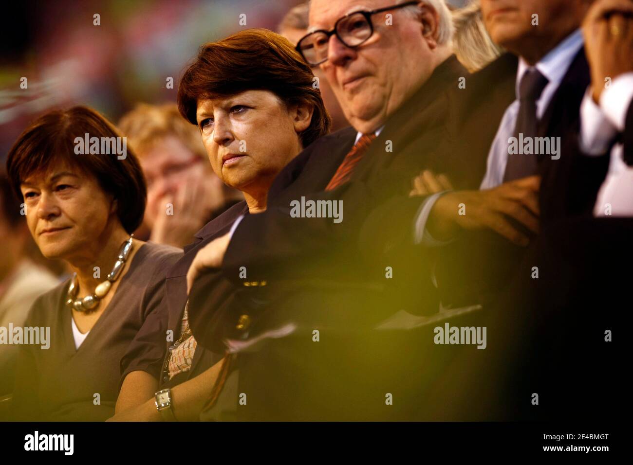 Martine Aubry, erster französischer Sozialist, und Pierre Mauroy posieren während der Universität der Nordfranzösischen Sozialistischen Partei in Lomme, nahe Lille, Nordfrankreich am 12. September 2009. Foto von Sylvain Lefevre/ABACAPRESS.COM Stockfoto