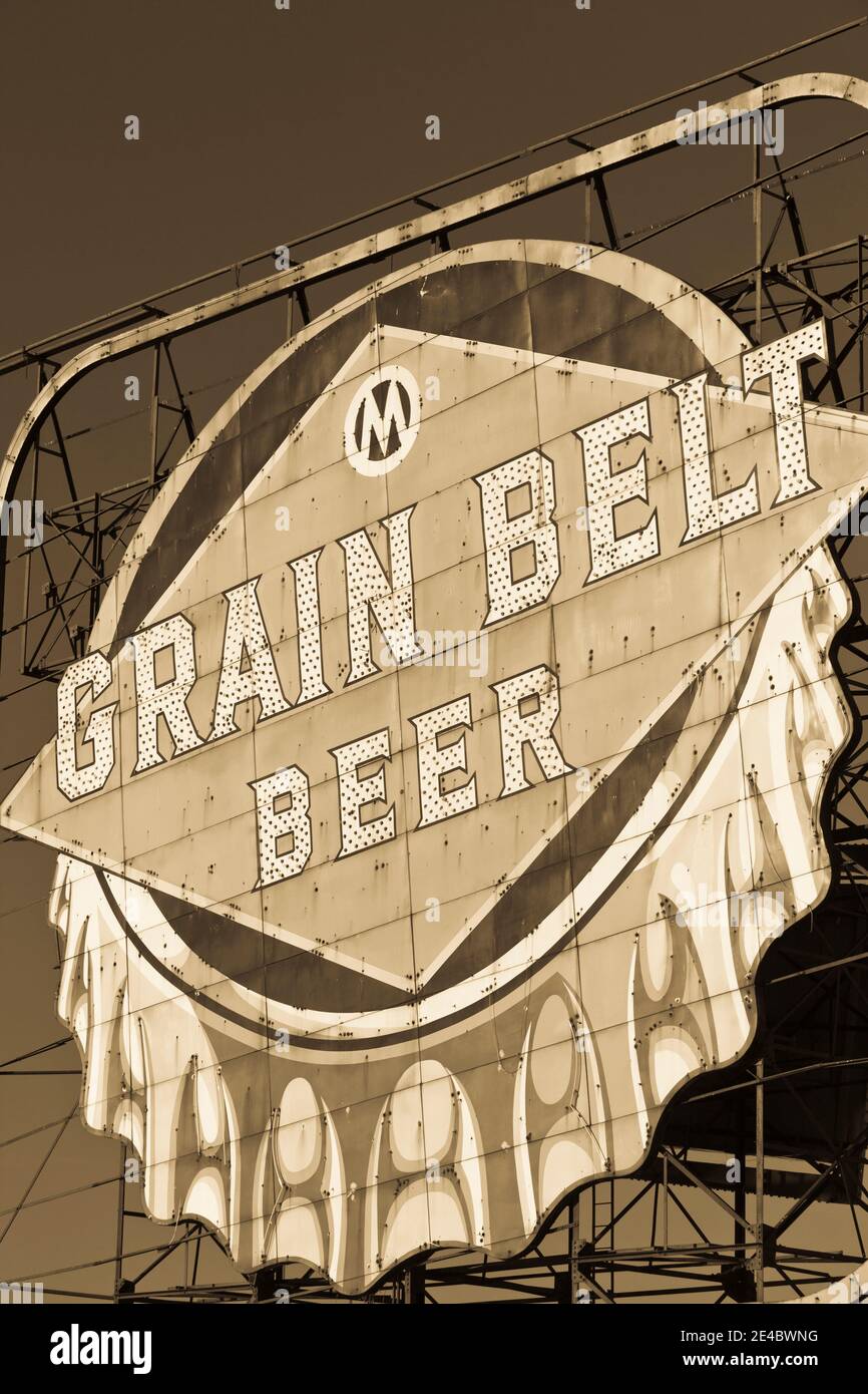 Werbeschild für Grain Belt Beer, Mississippi Riverfront, Minneapolis, Minnesota, USA Stockfoto