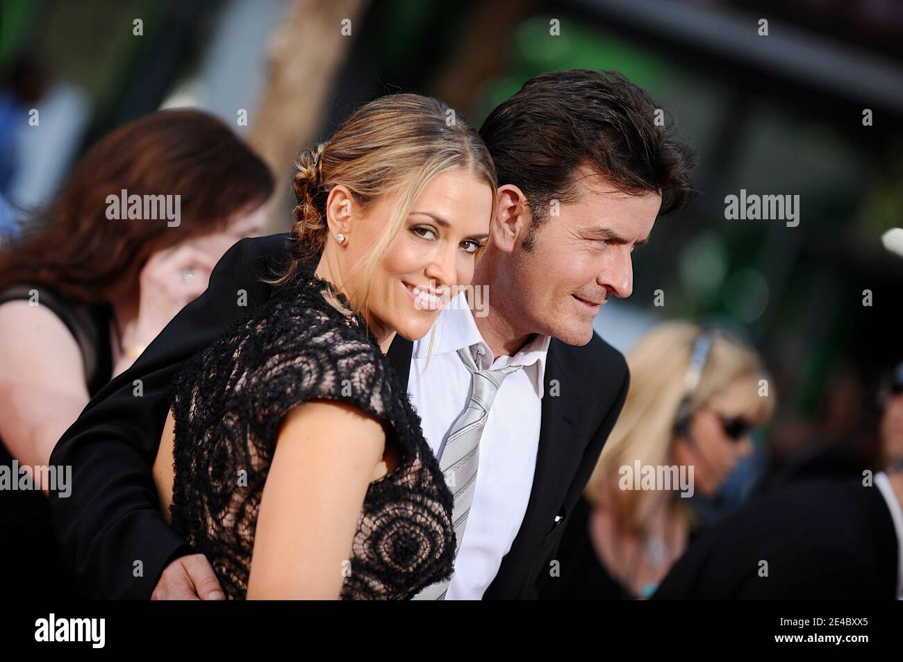 Charlie Sheen And Brooke Mueller Stockfotos Und Bilder Kaufen Alamy