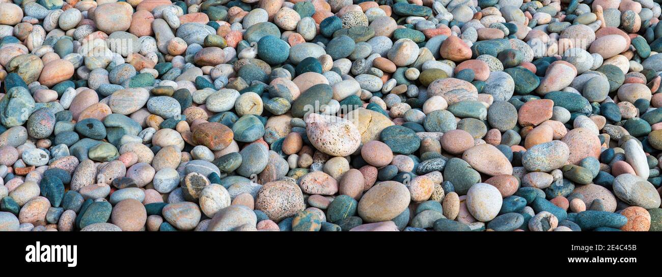 Erhöhte Sicht auf Steine am Strand, Pebble Beach, Marathon, Ontario, Kanada Stockfoto