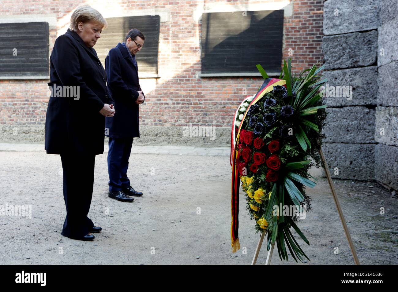 OSWIECIM, POLEN - 6. DEZEMBER 2019: Angela Merkels Besuch im ehemaligen Nazi-Konzentrationslager Auschwitz-Birkenau. Stockfoto