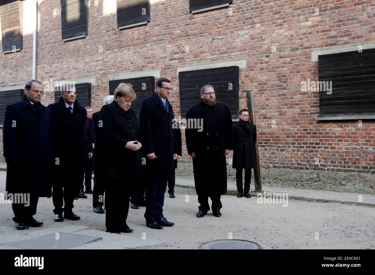 OSWIECIM, POLEN - 6. DEZEMBER 2019: Angela Merkels Besuch im ehemaligen Nazi-Konzentrationslager Auschwitz-Birkenau. Stockfoto