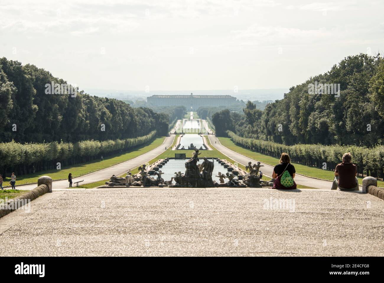 Park und Wasserfeatures, Königspalast von Caserta Stockfoto