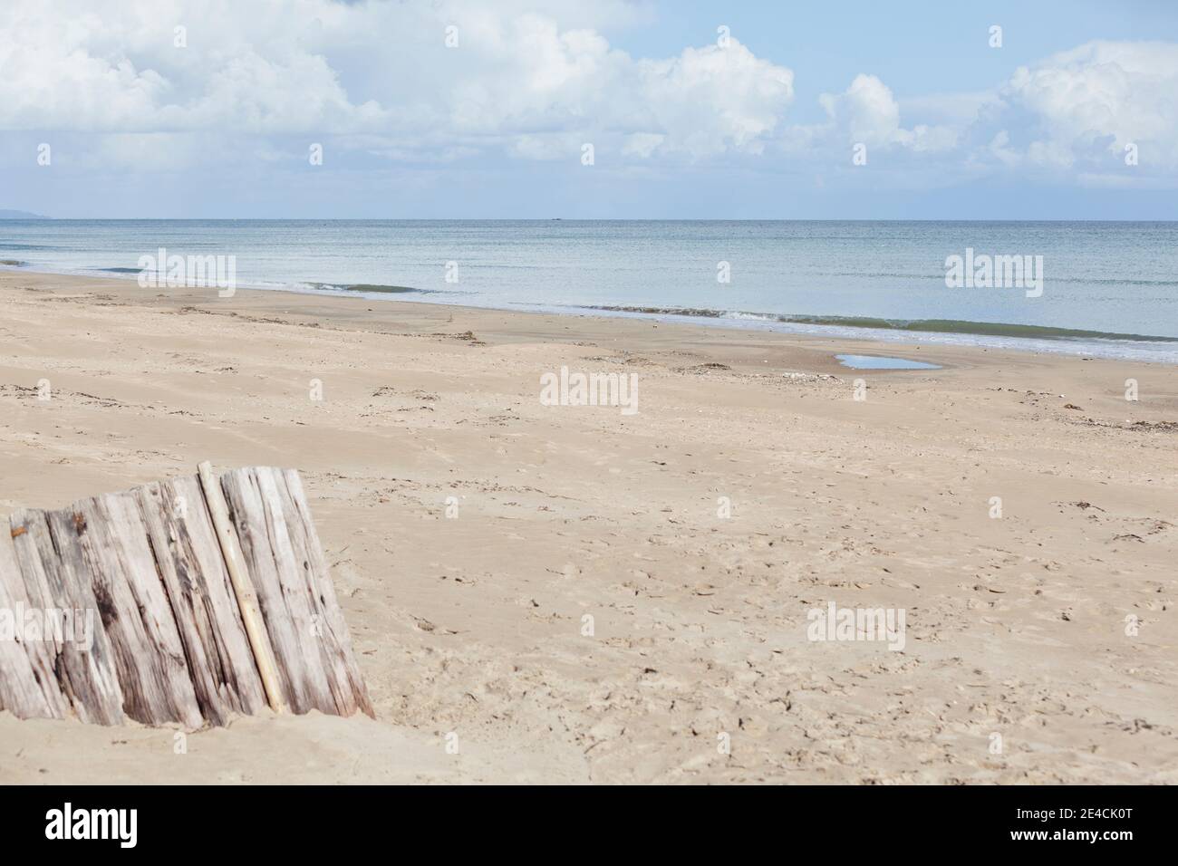 Utah Beach in der Nebensaison bei sonnigem Wetter. Stockfoto