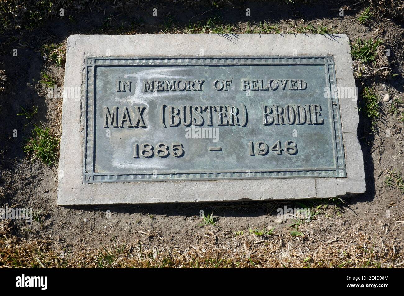 North Hollywood, California, USA 20. Januar 2021 EIN allgemeiner Blick auf die Atmosphäre des Grabes des Schauspielers Buster Brodie auf dem Friedhof des Valhalla Memorial Park am 20. Januar 2021 in North Hollywood, Kalifornien, USA. Foto von Barry King/Alamy Stockfoto Stockfoto