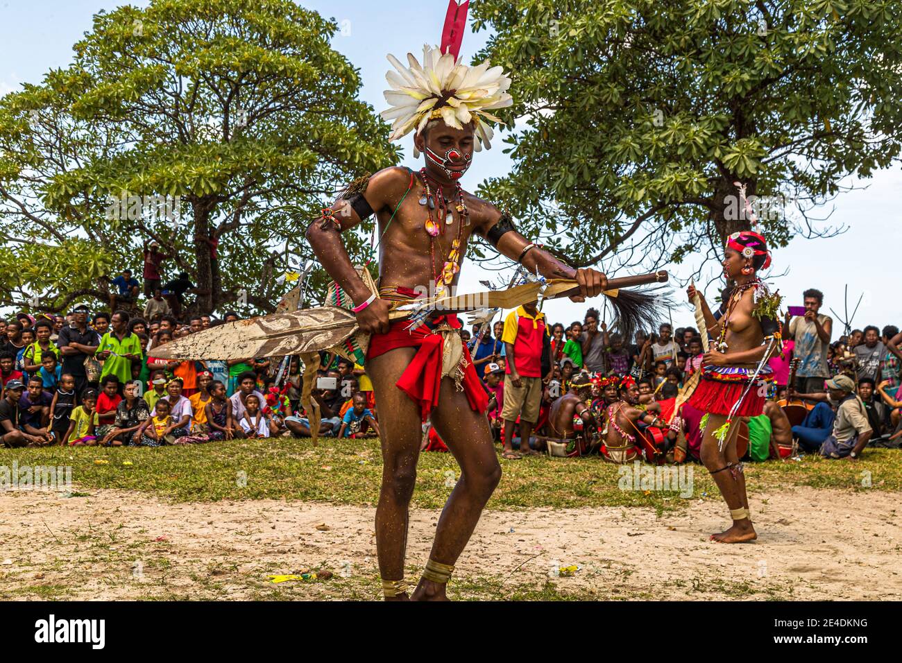 Traditioneller Milamala-Tanz der Trobriand-Inseln während des Festivals der freien Liebe, Kwebwaga, Papua-Neuguinea Stockfoto