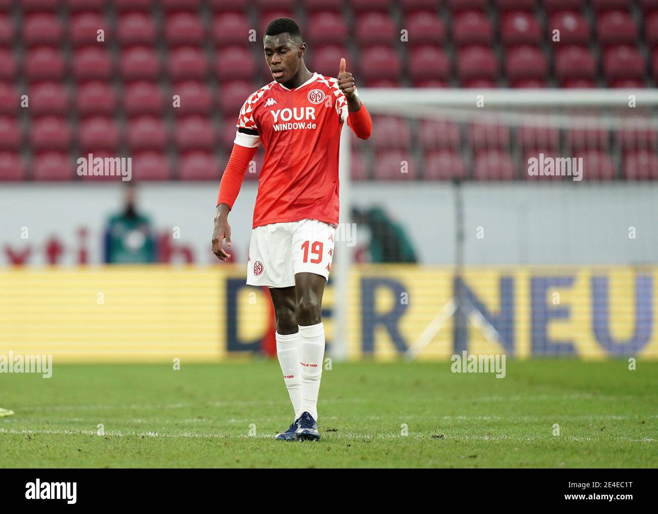 Stadt Mainz, Deutschland. 23. Jan 2021. firo: 23.01.2021 Fußball: 1. Bundesliga, Saison 2020/21 FSV Mainz - RB Leipzig 1: 1 Tor, Jubel, Torschuetze Moussa Niakhate (Mainz) Credit: Thorsten Wagner/Witters/POOL/via firoportphoto/dpa/Alamy Live News Stockfoto