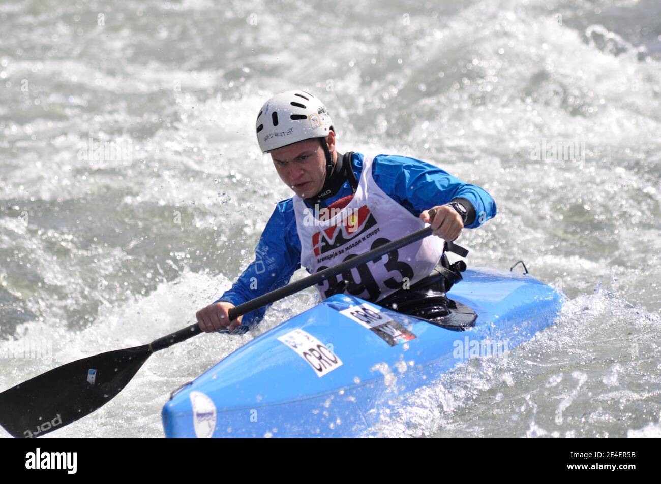 Skopje, Mazedonien, April 07,2018. Auf dem Fluss Treska wurde 50-th jährlichen Internationalen Ilinden Kanuslalom Wettbewerb – IKAS statt. Stockfoto