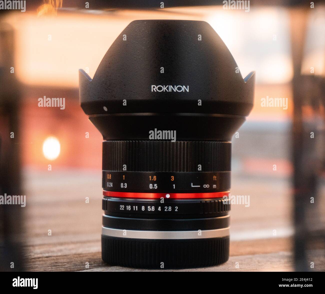 Rokinon 12 mm f2,0 Objektiv mit manuellem Fokus Stockfoto