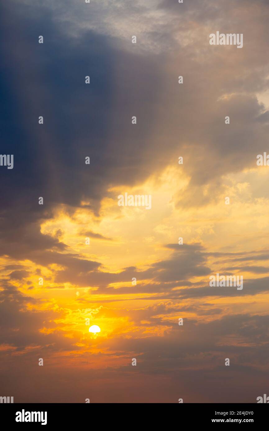 Dramatischer Himmel über der Nordsee, Borkum, Ostfriesische Insel, ostfriesland, Niedersachsen, Deutschland, Europa Stockfoto