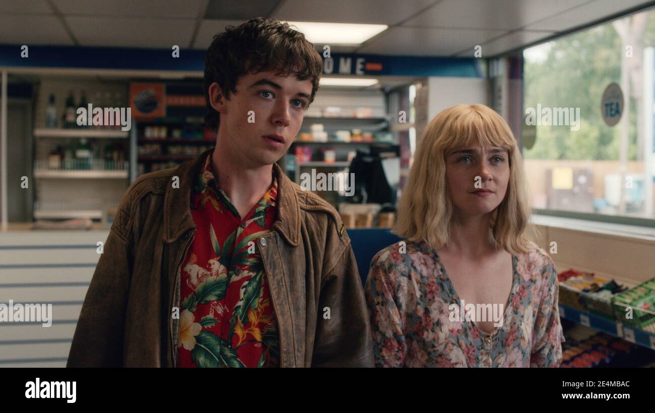 Filme Und Serien Von Jessica Barden Charlie covell -Fotos und -Bildmaterial in hoher Auflösung – Alamy