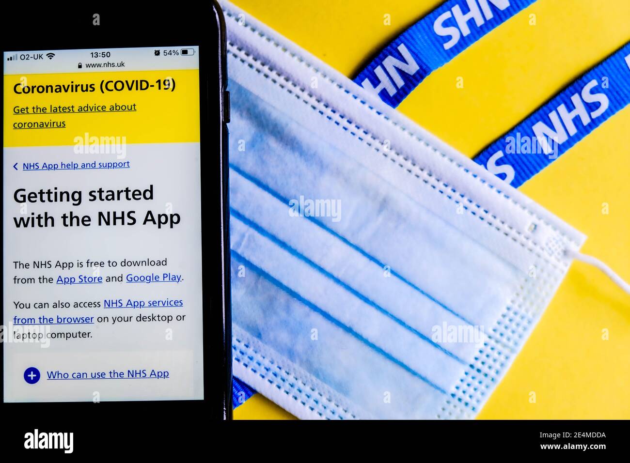 London UK, Januar 24 2021, Handy Screenshot von Getting Started with NHS Digital Healthcare App With No People Stockfoto London UK, Januar 24 2021, Handy Screenshot von Getting Started with NHS Digital Healthcare App With No People Stockfoto