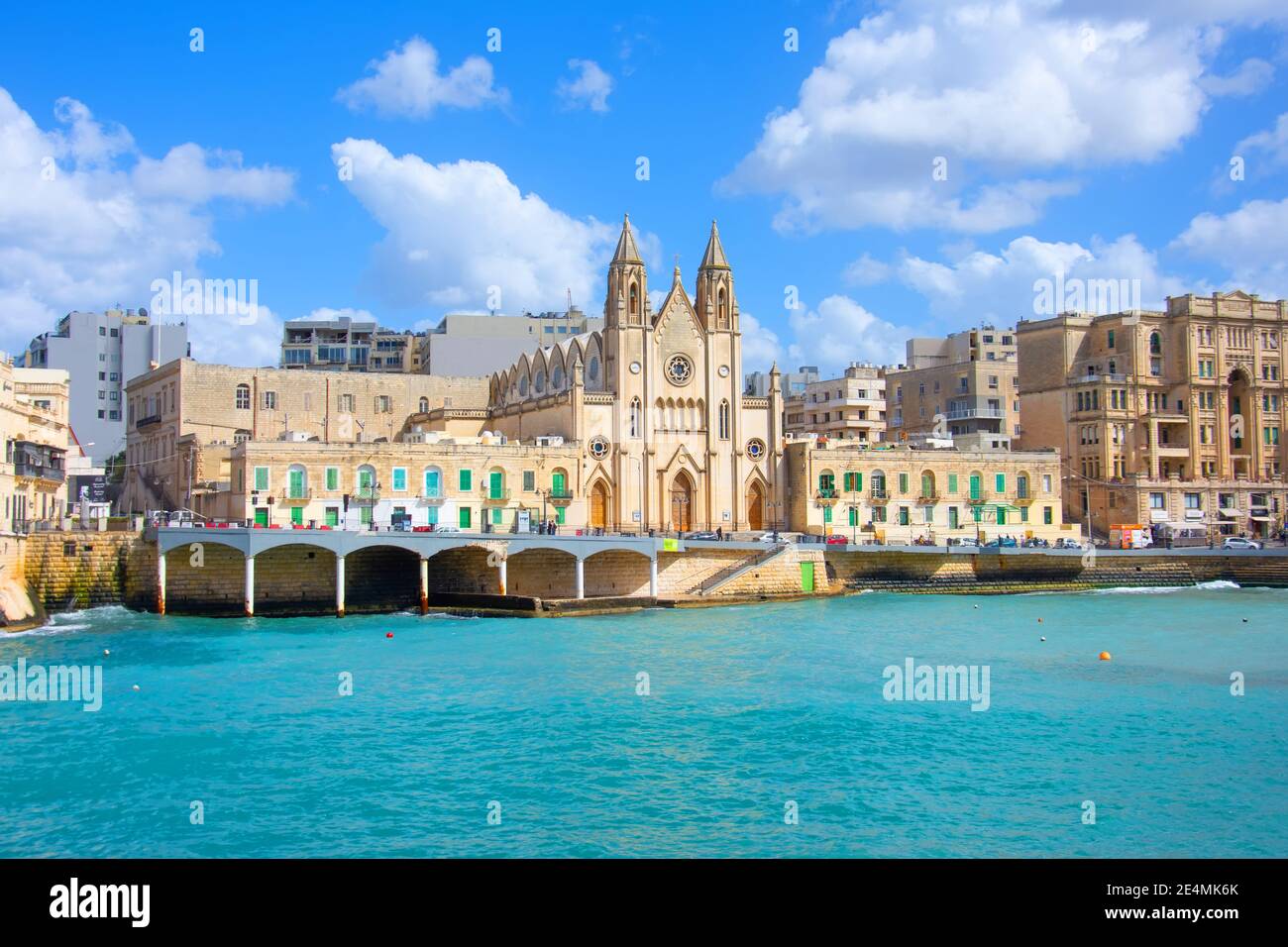 Kirche unserer Lieben Frau von Karmel in Balluta Bay in Sliema, Valletta, Hauptstadt von Malta. 06 Mai 2019 Stockfoto