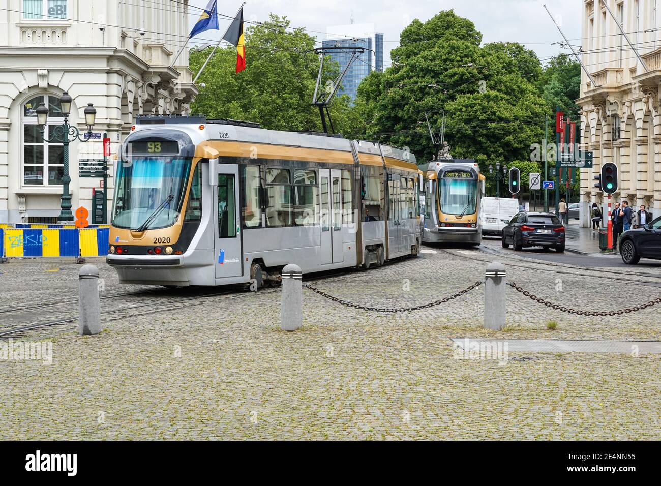 Straßenbahnen auf dem Place Royale in Brüssel, Belgien Stockfoto