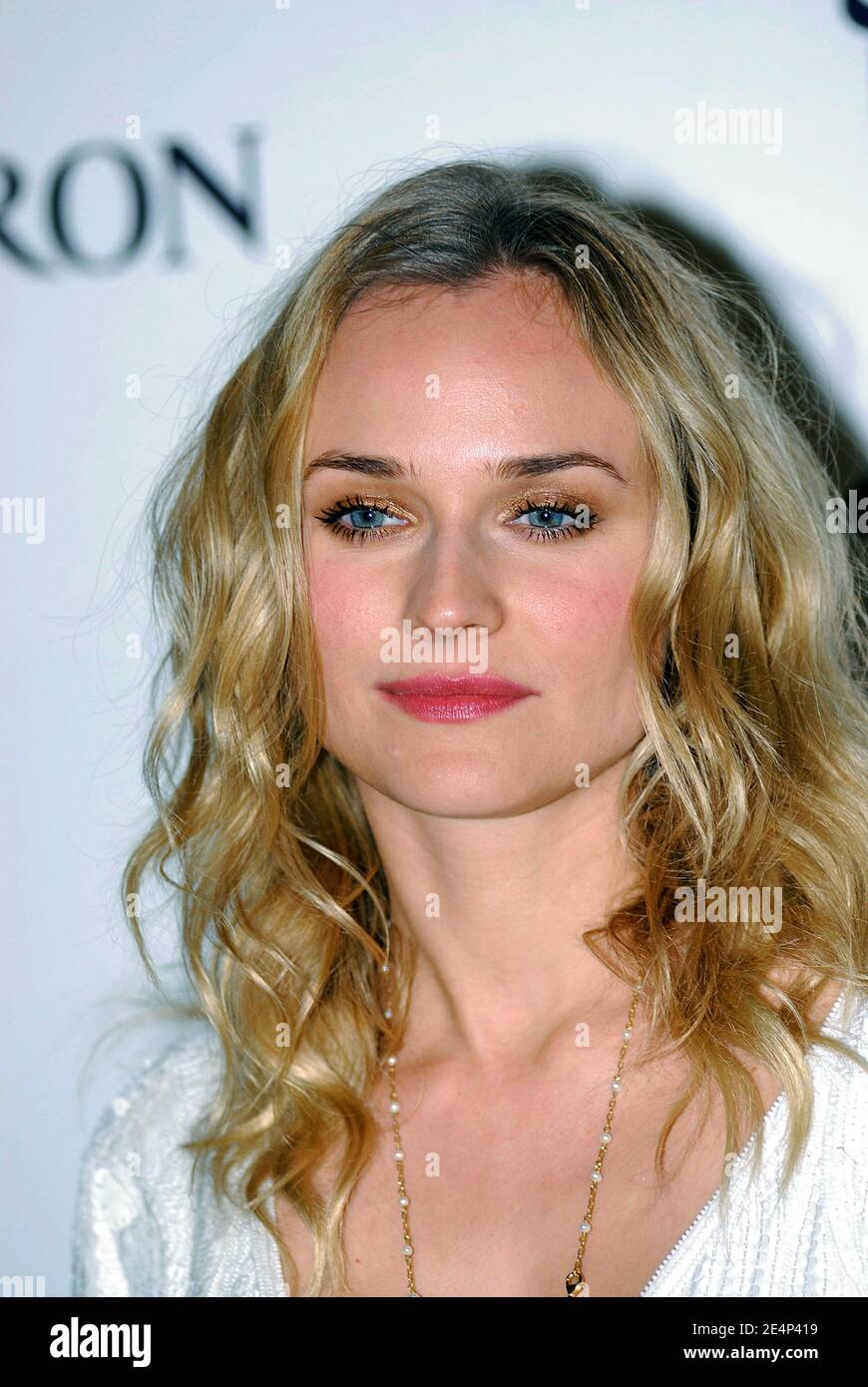 Die Schauspielerin Diane Kruger nimmt am 21. Januar 2008 am Boucheron-Dinner zum 150. Geburtstag Teil, das im 'Le Petit Palais' in Paris, Frankreich, stattfindet. Foto von Helder Januario/ABACAPRESS.COM Stockfoto