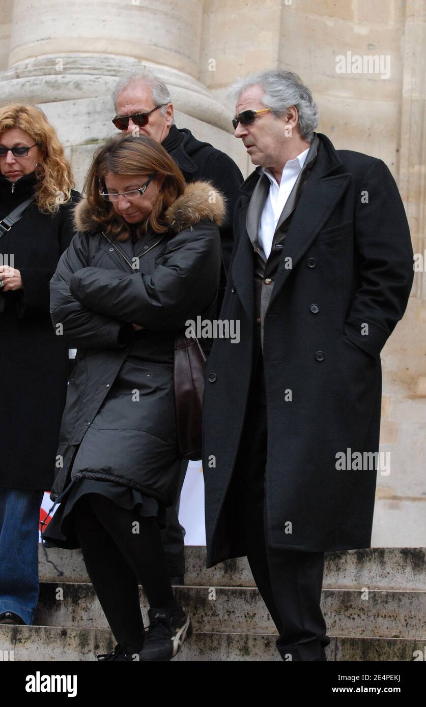 Schauspieler Pierre Arditi nimmt an der Trauermesse des Schauspielers Philippe Khorsand Teil, die am 4. Februar 2008 in der Kirche Saint Roch in Paris, Frankreich, stattfand. Foto von Nicolas Khayat/ABACAPRESS.COM Stockfoto