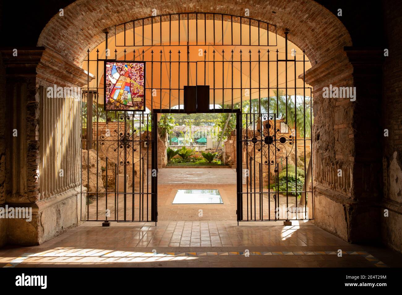 Convento Santo Domingo Museum in Antigua, Guatemala, Mittelamerika Stockfoto