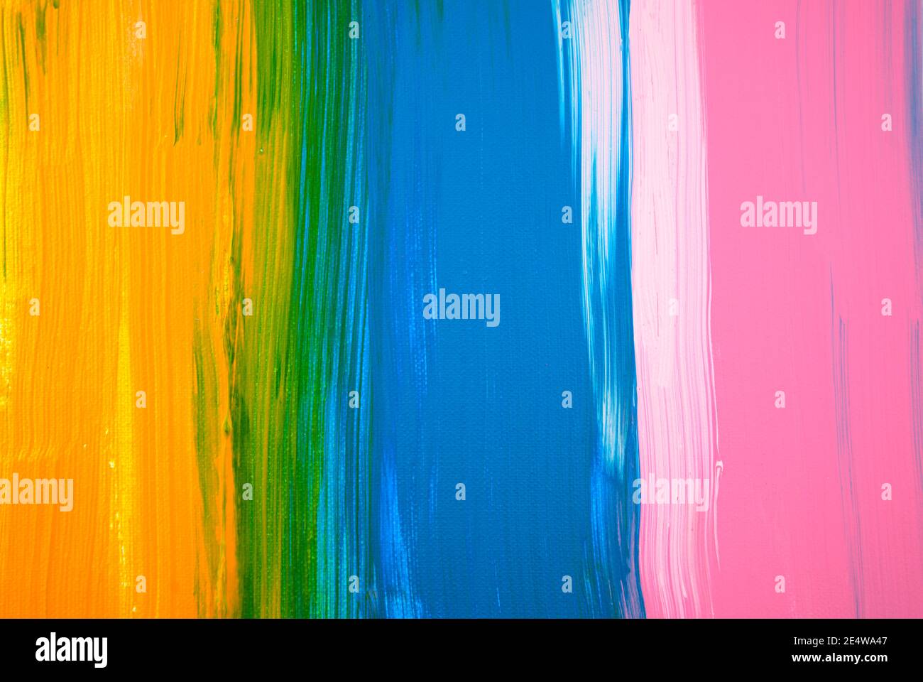 Handgefertigt, handgezeichnet. Abstrakte Malerei. Acryl gelb, blau, rosa Farbe auf Leinwand gemalt. Flache Lay, Overlay, Grafik, Hintergrund, Display, Textur. Stockfoto