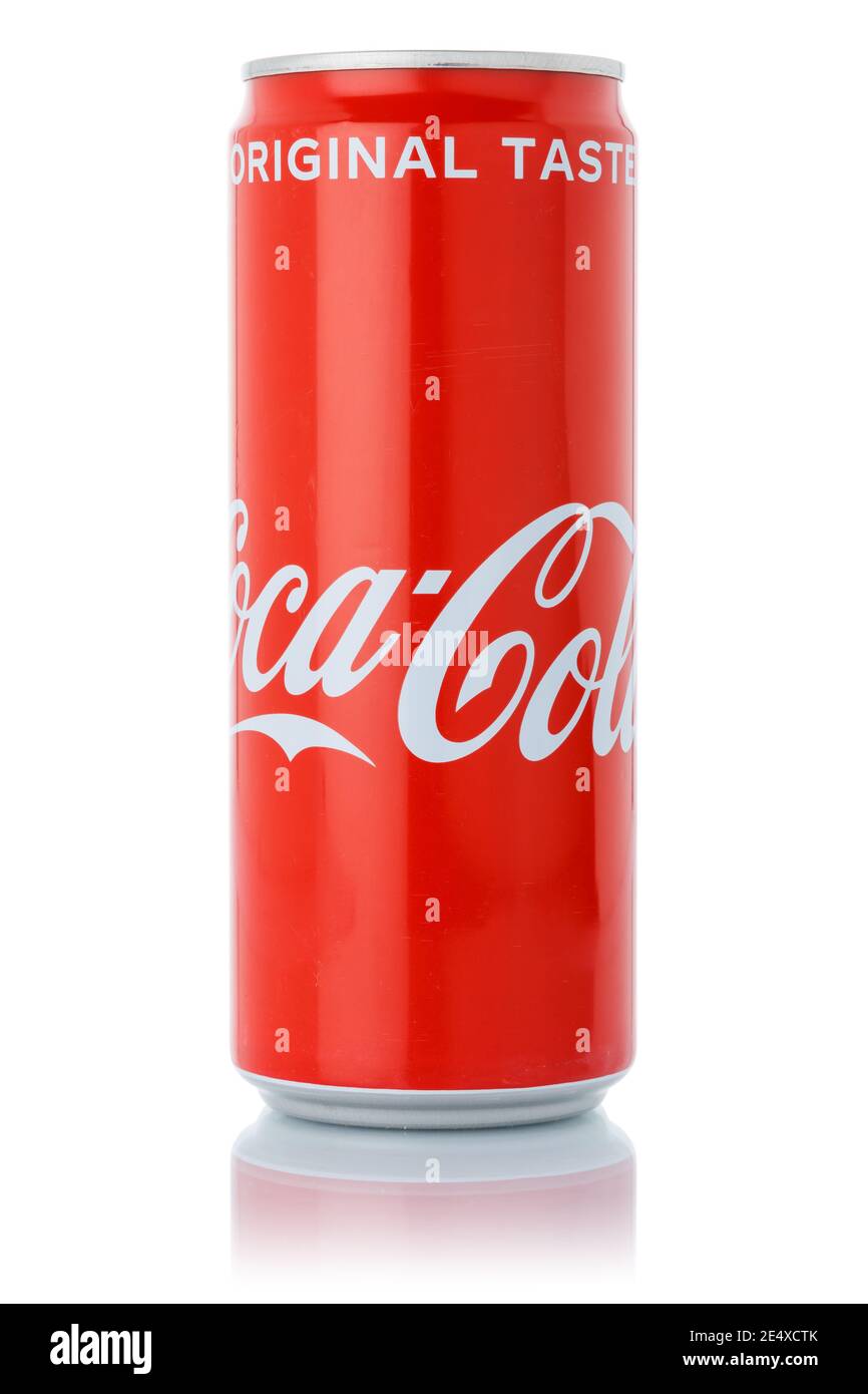 Stuttgart, 11. Januar 2021: Coca Cola Coca-Cola Limonade Softdrink in Dose isoliert auf weißem Hintergrund in Stuttgart in Deutschland. Stockfoto