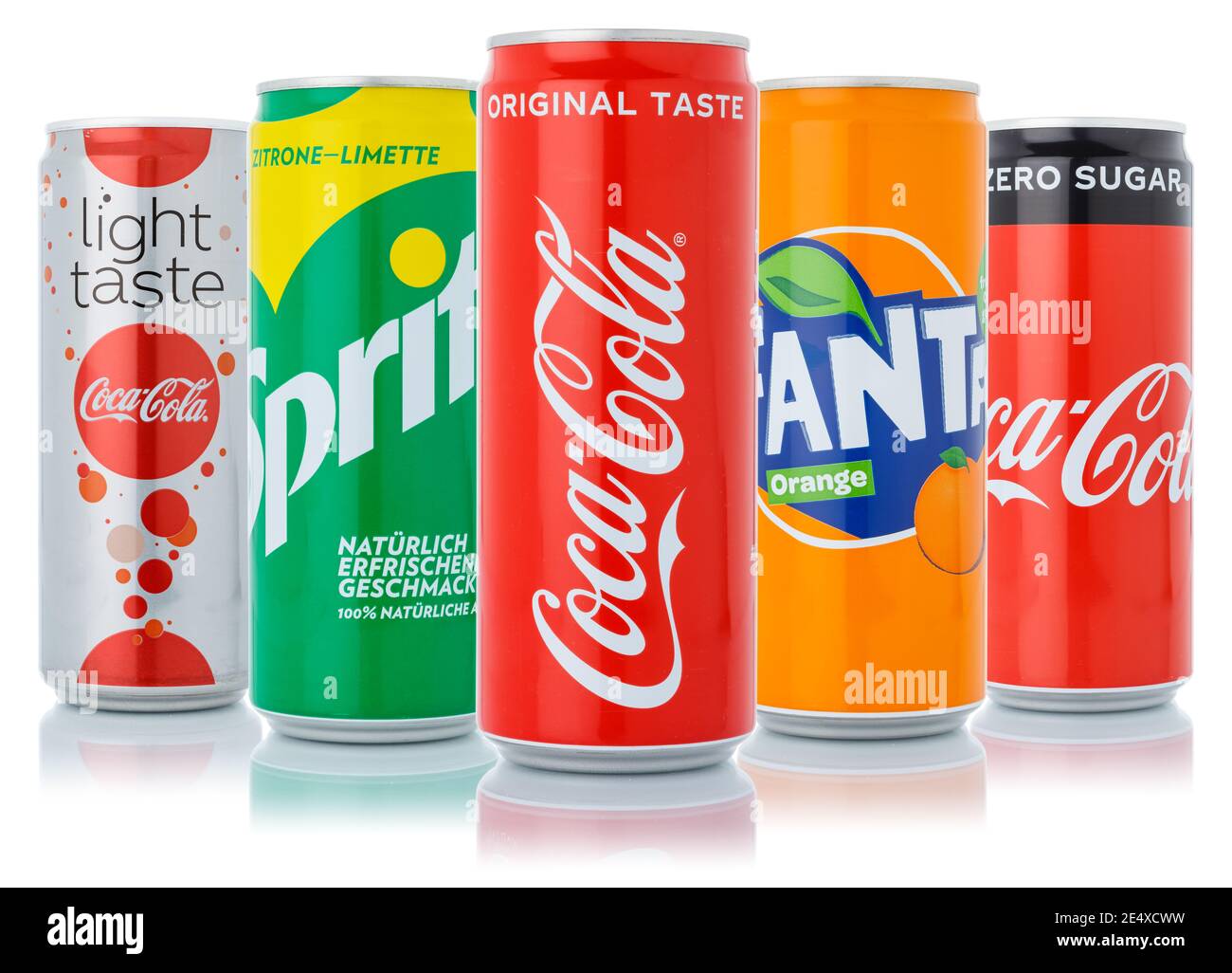 Stuttgart, 11. Januar 2021: Coca Cola Coca-Cola Fanta Sprite Produkte Limonade Softdrink in Dose isoliert auf weißem Hintergrund in Stuttgar Stockfoto