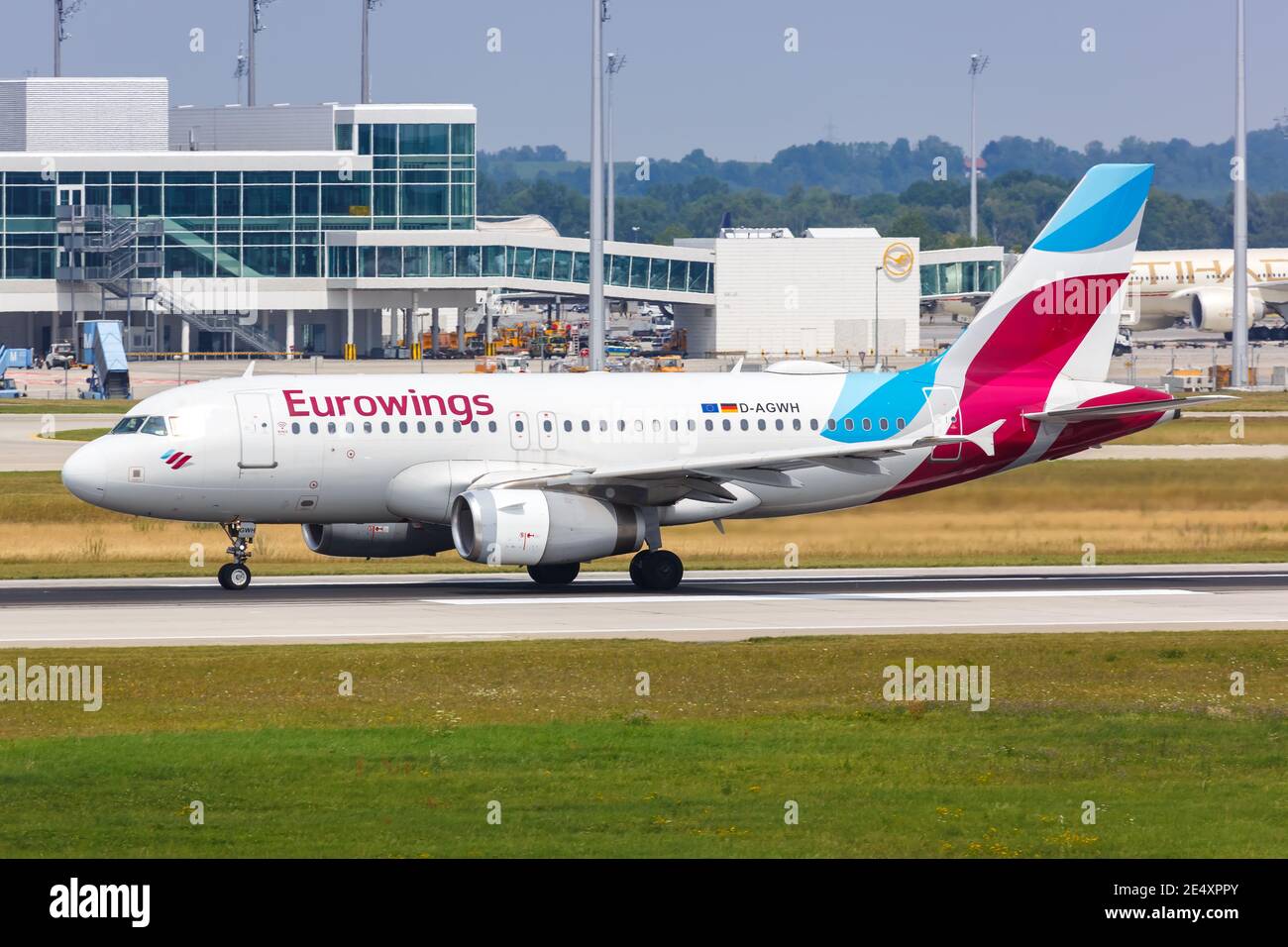 München, 20. Juli 2019: Eurowings Airbus A319 am Flughafen München (MUC) in Deutschland. Airbus ist ein europäischer Flugzeughersteller mit Sitz in i Stockfoto