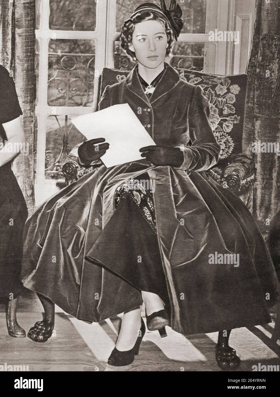 EDITORIAL NUR Prinzessin Margaret, gesehen hier in 1951. Prinzessin Margaret, 1930 – 2002, aka Prinzessin Margaret Rose. Zukünftige Gräfin von Snowden. Jüngere Tochter von König Georg VI. Und Königin Elisabeth. Aus dem Königin-Elisabeth-Krönungsbuch, veröffentlicht 1953. Stockfoto