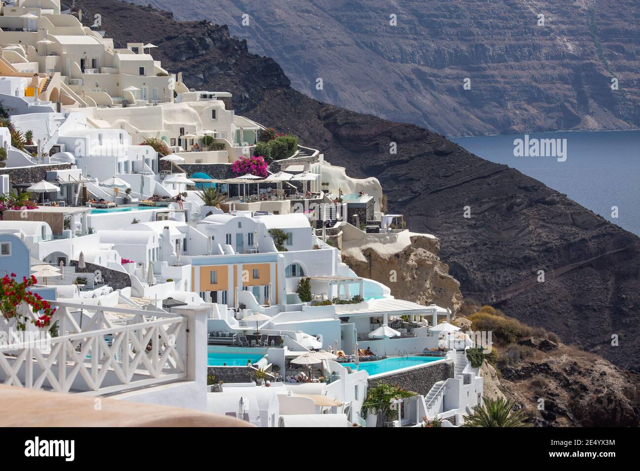 Blick von Santorini, Kykladen, Ägäis, Griechenland. Stockfoto