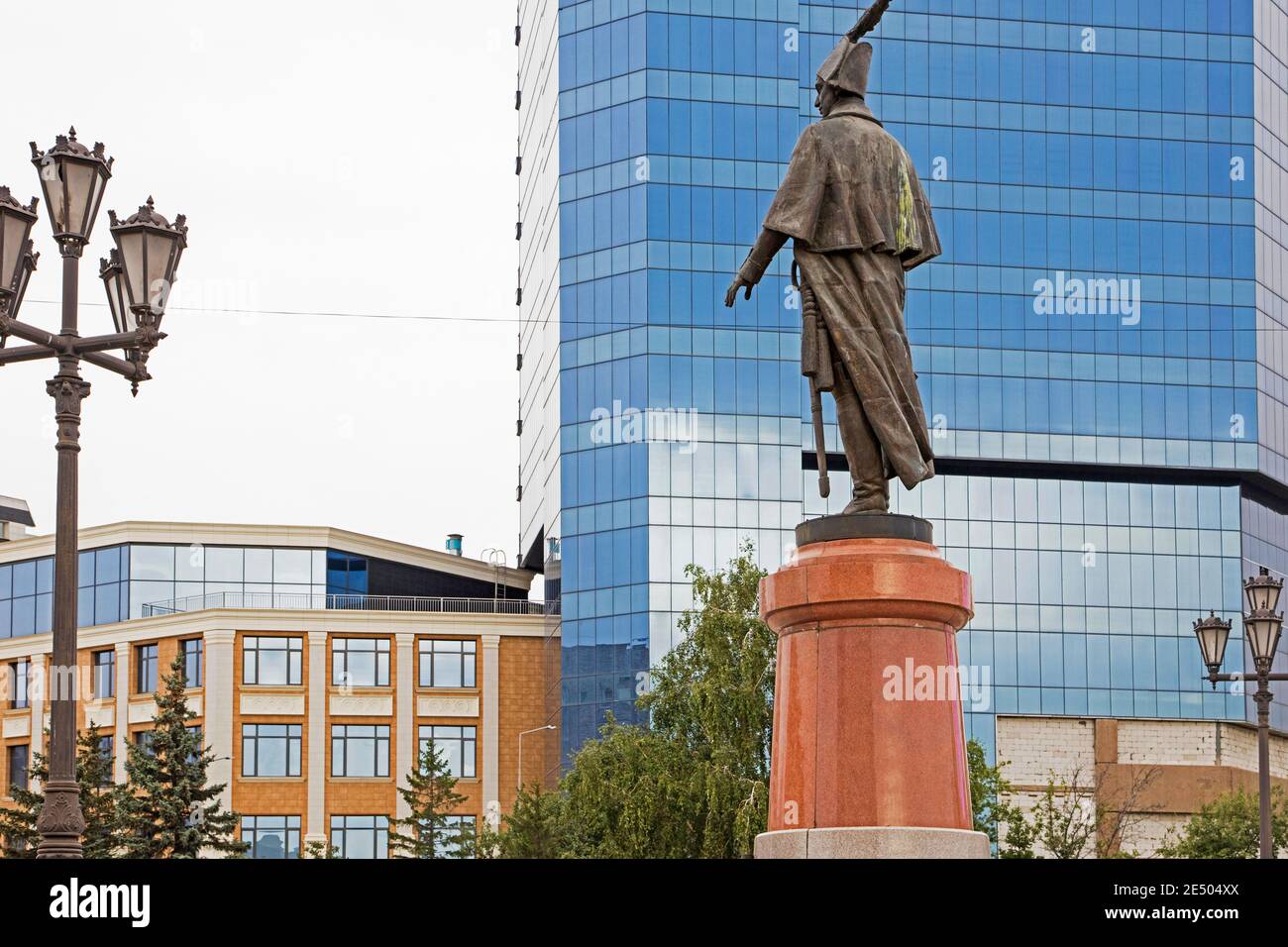 Statue von Nikolai Resanov, russischen Adligen und Staatsmann in der Innenstadt von Krasnojarsk, Krasnojarsk Region, Sibirien, Russland Stockfoto