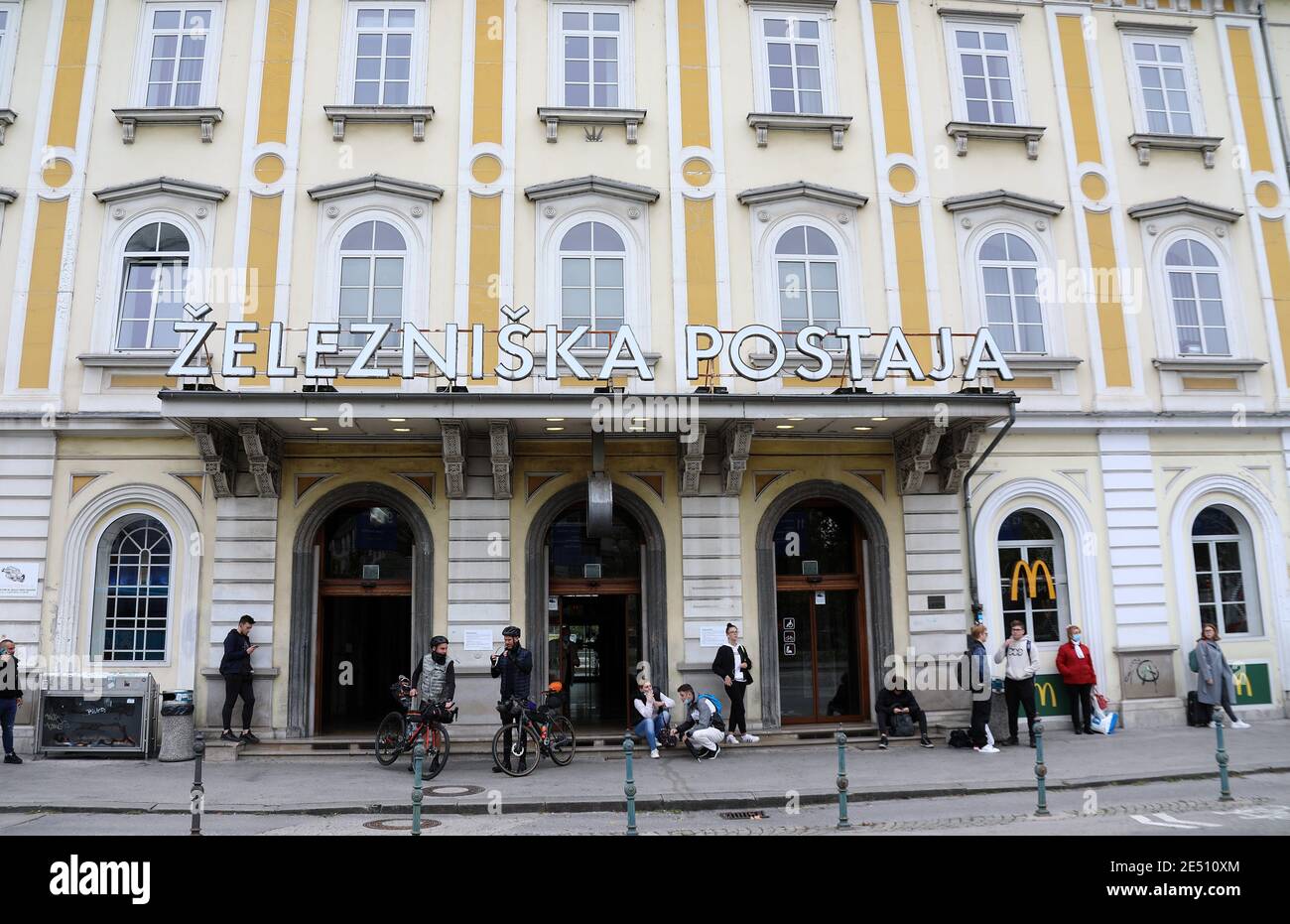 Zelezniska postaja ljubljana Fotos und Bildmaterial in hoher